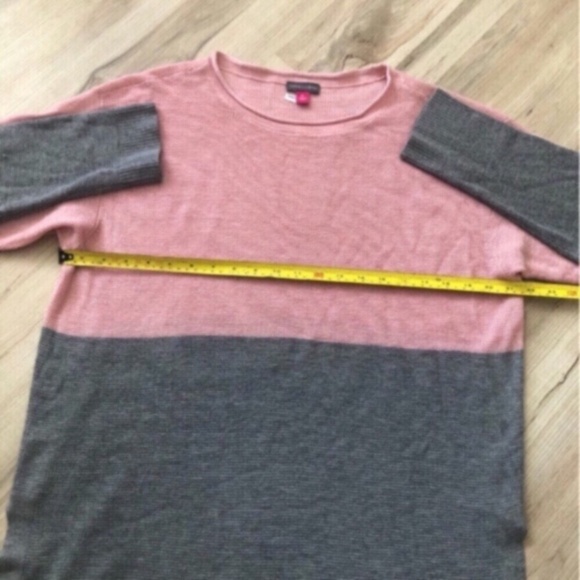 Vince Camuto Pink and Gray Women's Crewneck Sweater - Picture 4 of 7